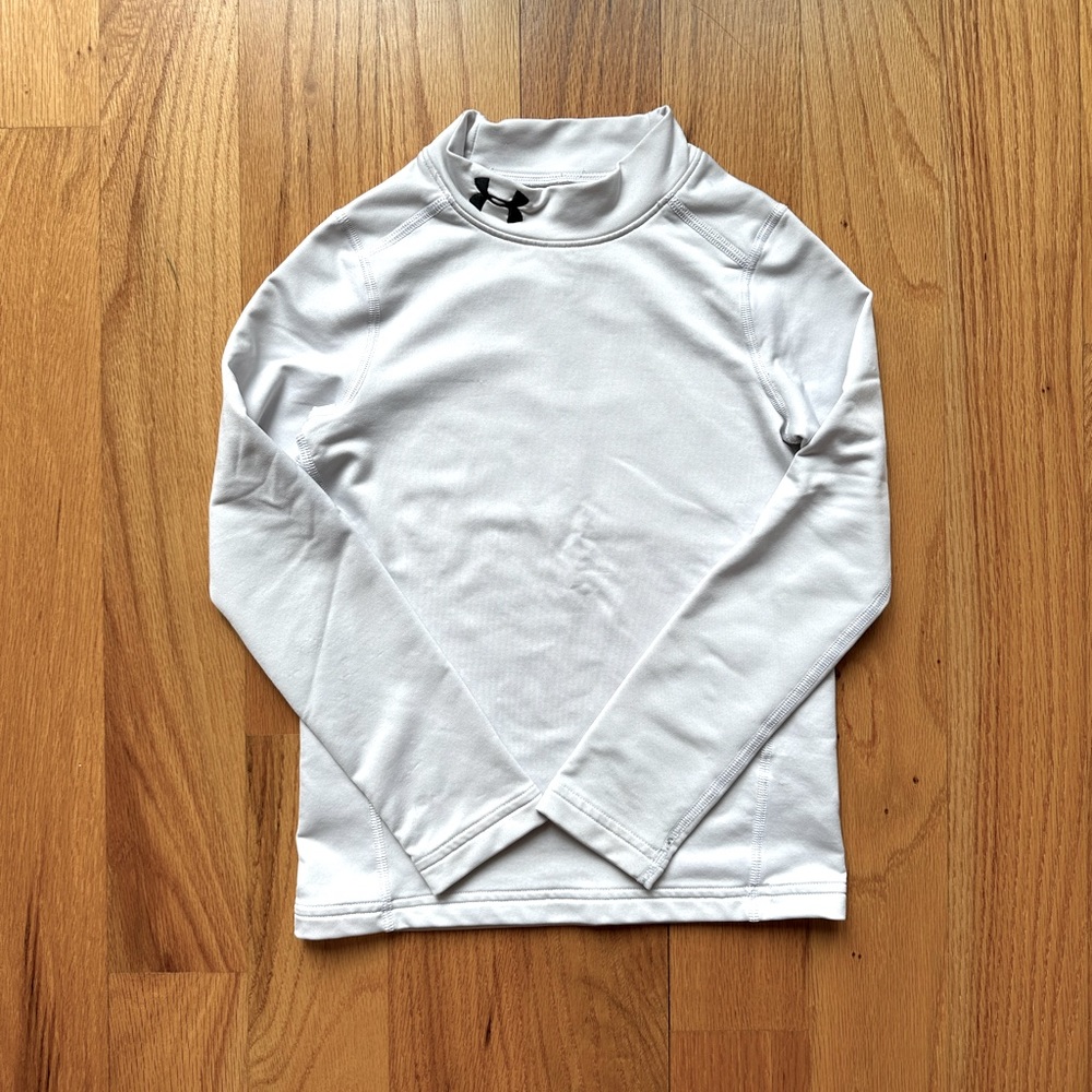 Kids size xs under armour white coldgear mock neck long sleeve